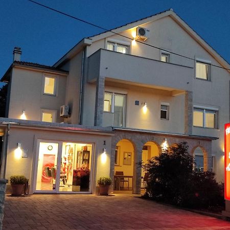 Apartments Antonella Betina  Exterior foto