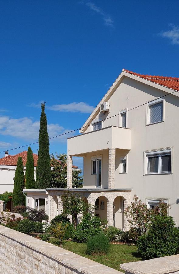 Apartments Antonella Betina  Exterior foto